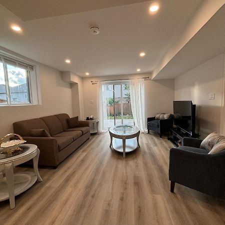 One-Bedroom Unit At Vista Hill ウォータールー エクステリア 写真